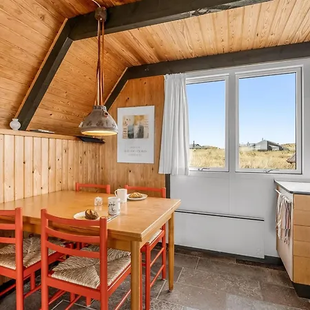 Fausta - 150m From The Sea By Interhome